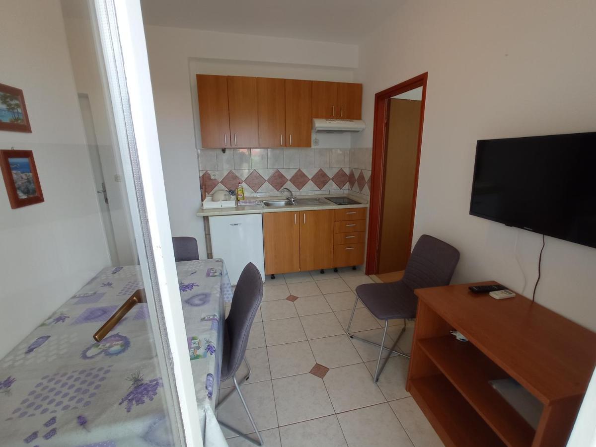 Apartments Vodopija 300M To The Beach スベティ・フィリップ・イ・ヤコブ エクステリア 写真
