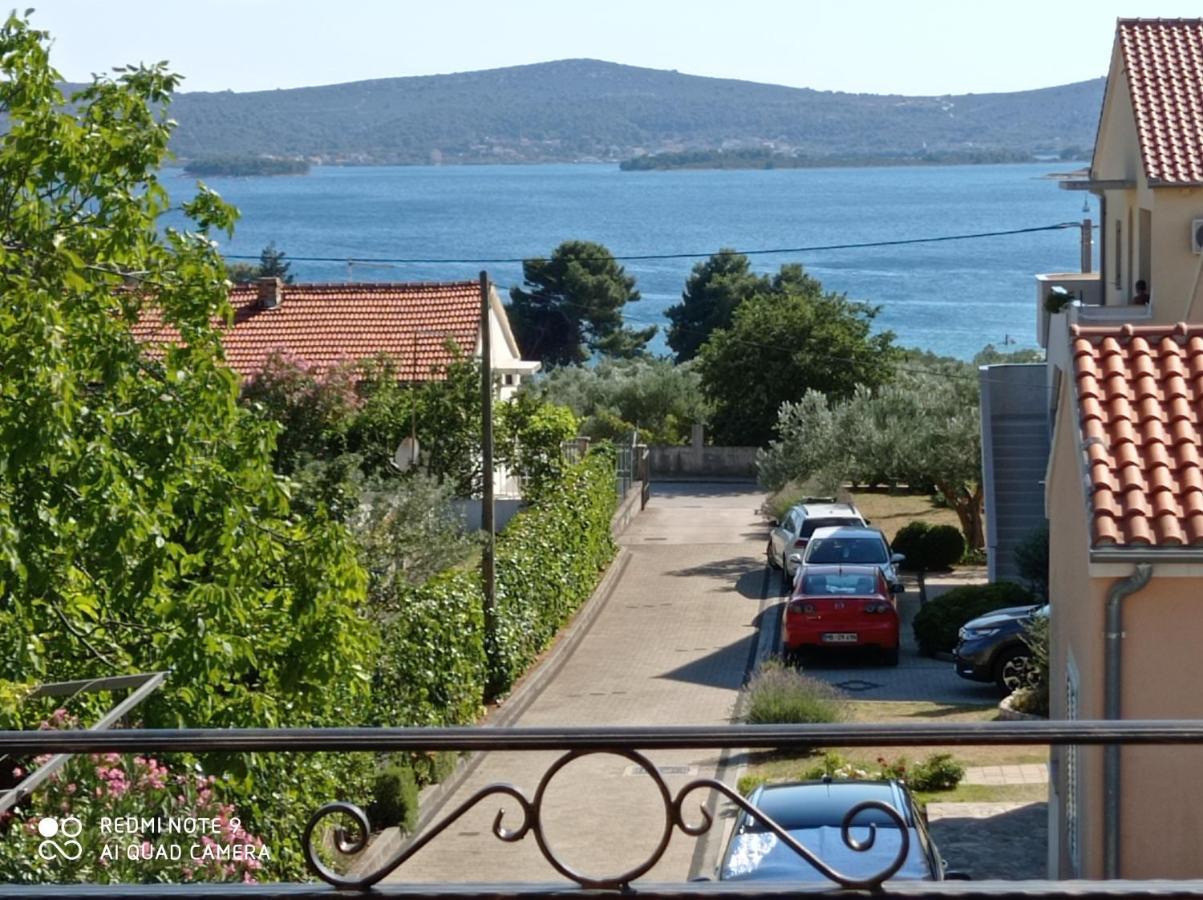 Apartments Vodopija 300M To The Beach スベティ・フィリップ・イ・ヤコブ エクステリア 写真