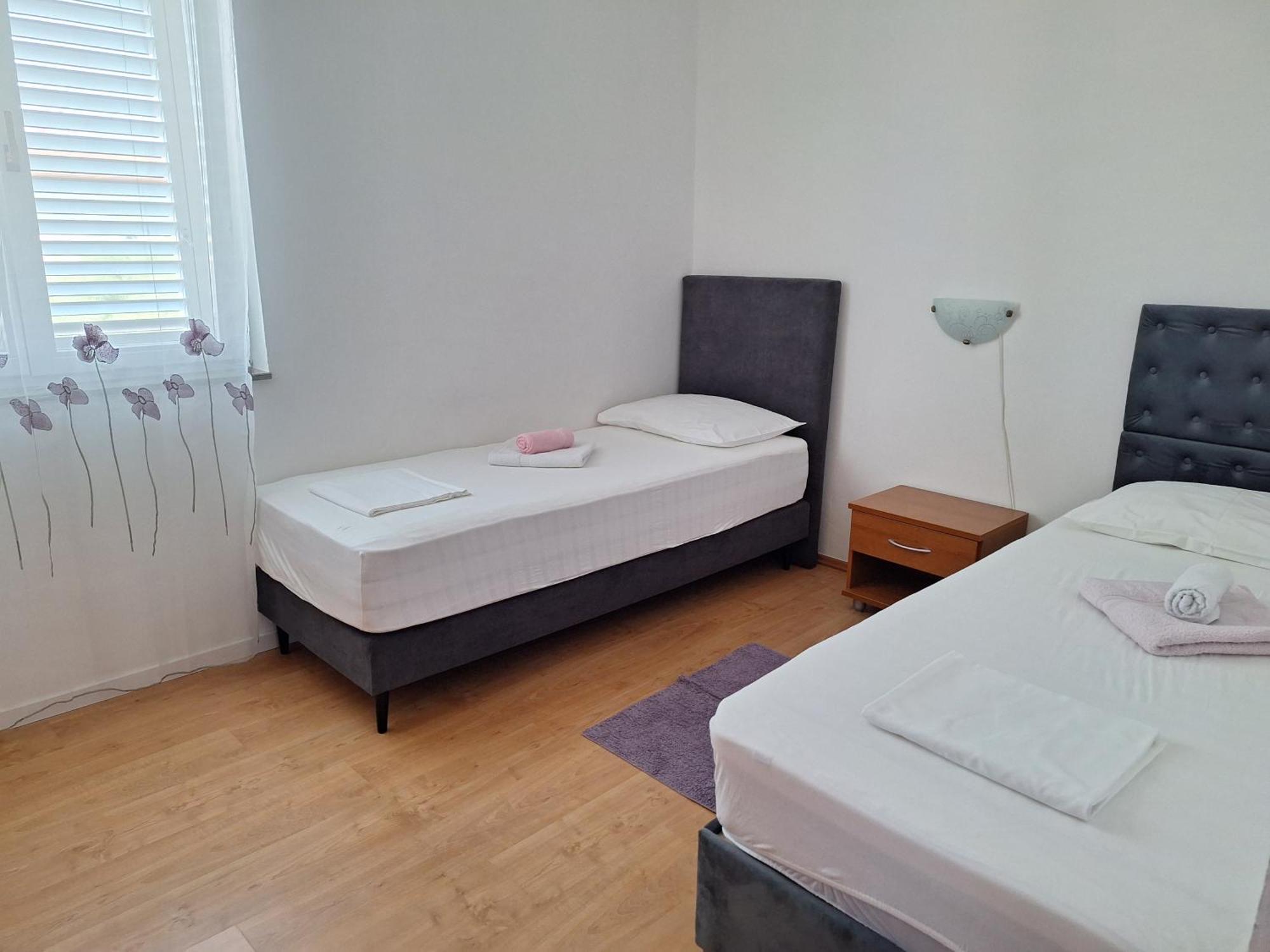 Apartments Vodopija 300M To The Beach スベティ・フィリップ・イ・ヤコブ エクステリア 写真