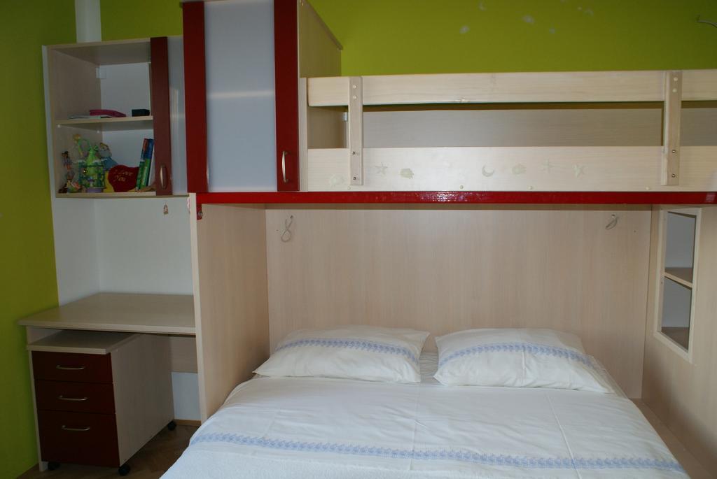 Apartments Vodopija 300M To The Beach スベティ・フィリップ・イ・ヤコブ 部屋 写真