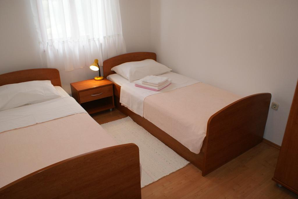 Apartments Vodopija 300M To The Beach スベティ・フィリップ・イ・ヤコブ 部屋 写真